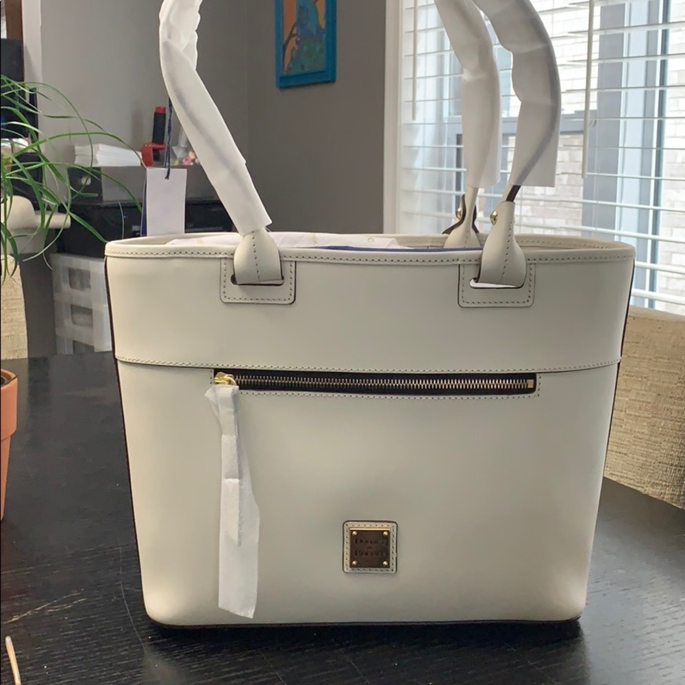 Dooney & Bourke Zip Tote